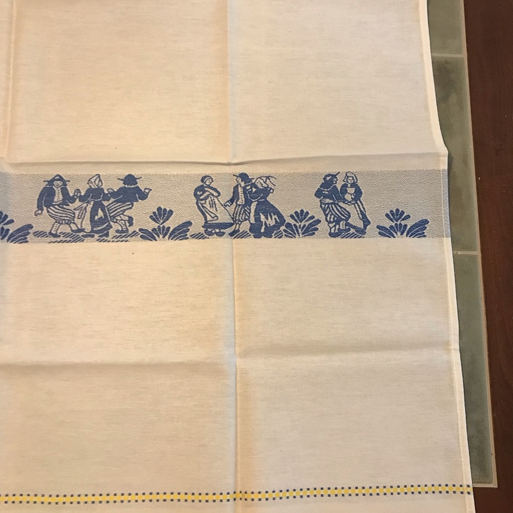 Vintage French Torchons(kitchen towels) - Picture 3 of 5